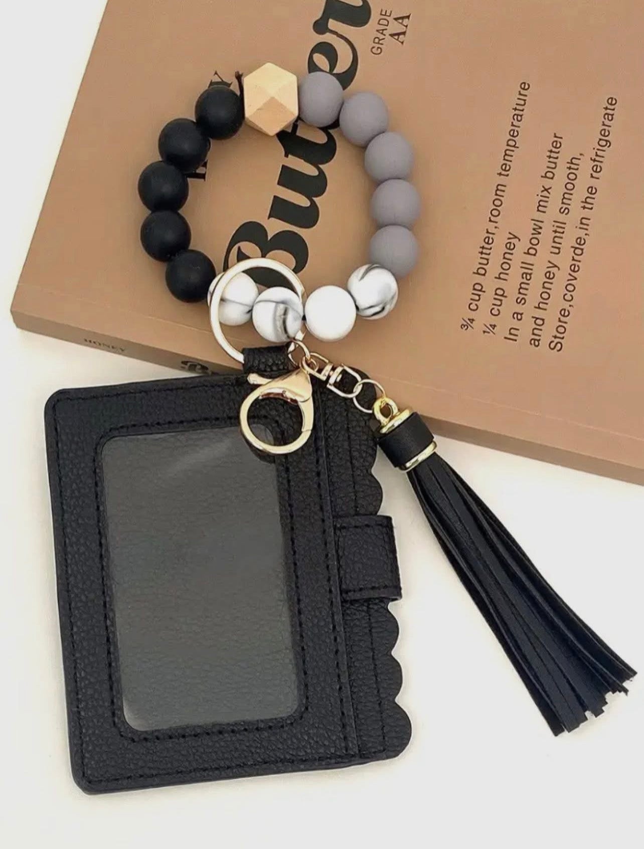 Wristlet