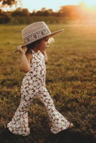Girl's Clothing