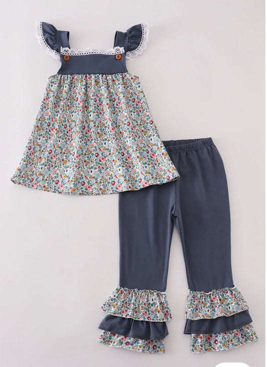 Blue Meadow Set